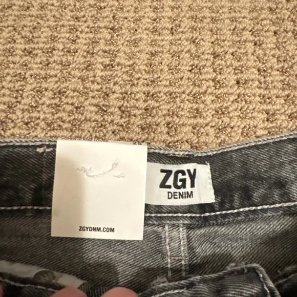 Zumiez Black Distressed Women's Straight Leg Jeans - Picture 3 of 7